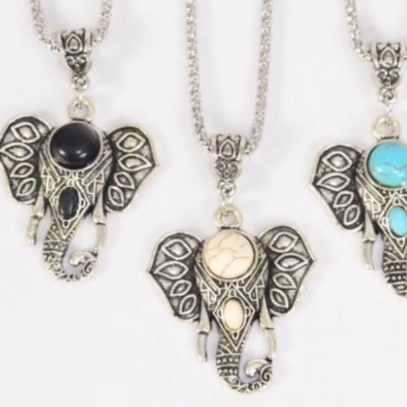 Elephant Pendant Necklace BLUE Stone 18"-22" in Chain NEW - Picture 3 of 5